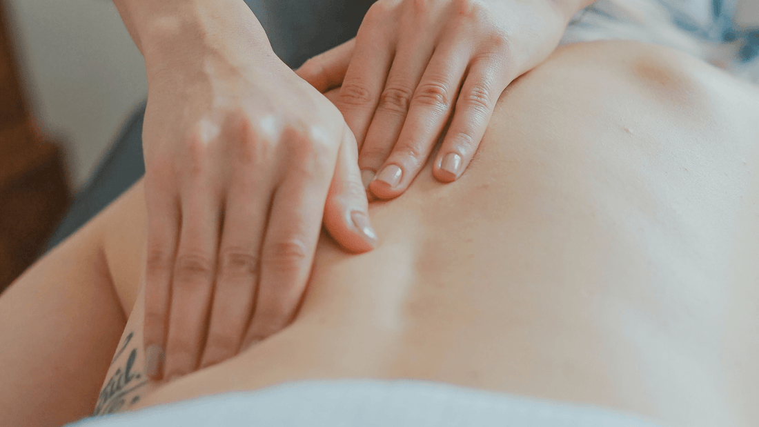 How to enhance your glow with simple rituals encouraging lymphatic drainage. Inlight Beauty blog