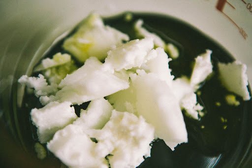 Benefits of coconut oil. Raw organic oil as a natural skincare ingredient. Inlight Beauty blog